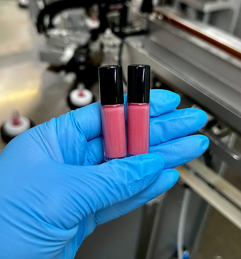 nail-polish-in-gloves